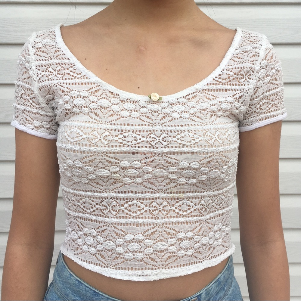 lace crop top